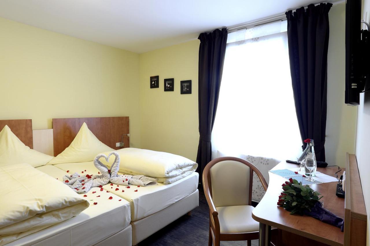 Hotel Europa - Restaurant Rüsselsheim Kültér fotó